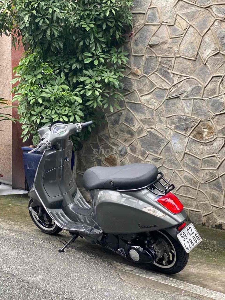vespa up led rin chất.bán trả góp.trao đổi xe. Mua bán Xe máy tại Thành phố Thuận An Bình Dương được đăng bởi Xe Máy Khánh Dương hình 3