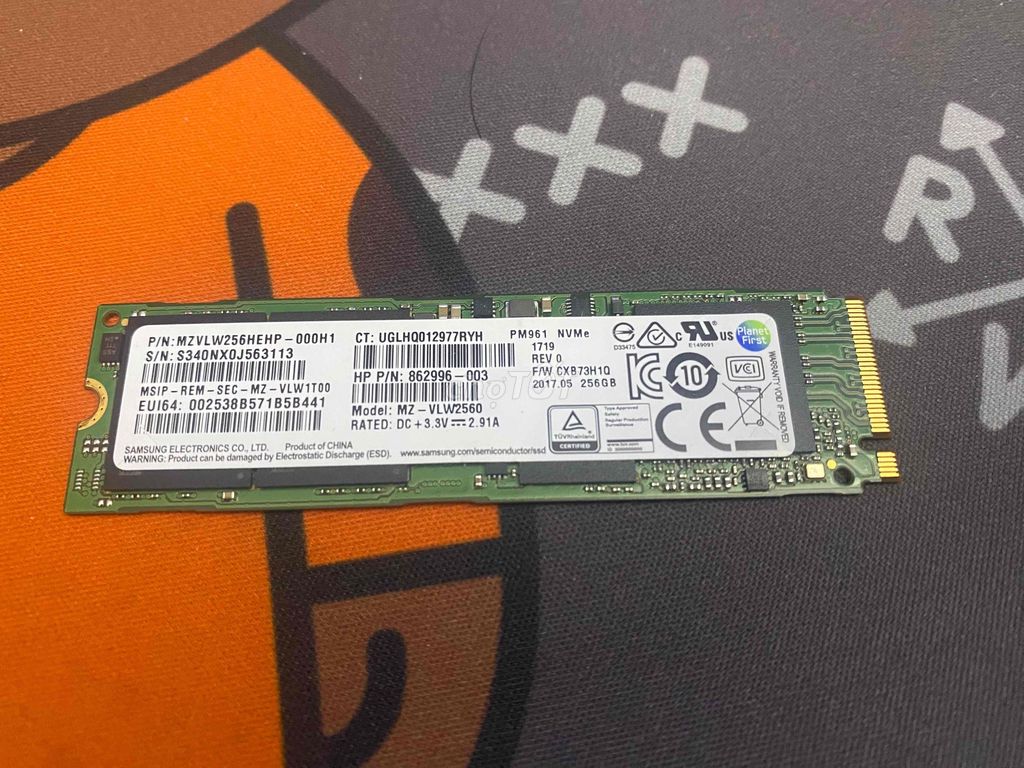 nvme samsung 256GB