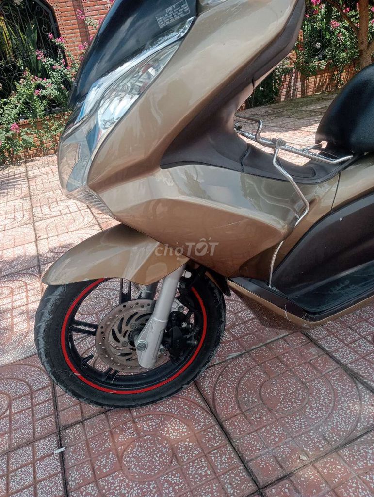 Хонда PCX 2011, золотая бронза