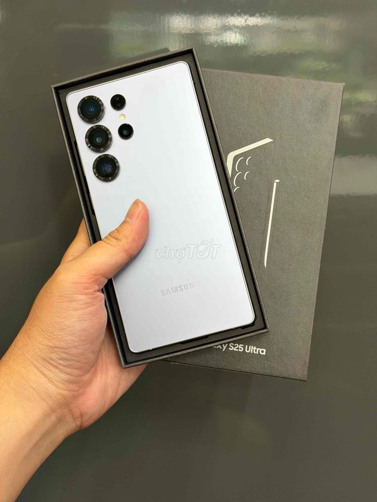 Samsung S25 Ultra 5G 12/256GB Xanh VN Fullbox keng. Mua bán Điện thoại tại Quận Ninh Kiều Cần Thơ được đăng bởi Quý Mobile Cần thơ hình 1