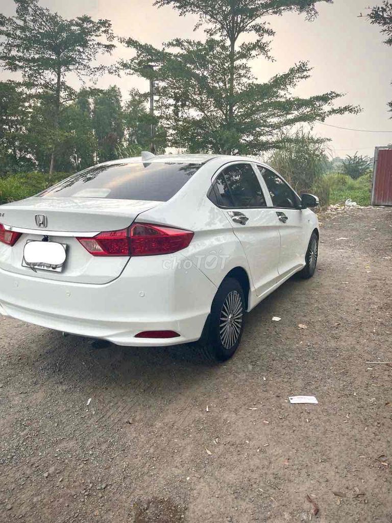 Honda City Trắng 5 chỗ Số sàn. Mua bán Ô tô tại Huyện Hóc Môn Tp Hồ Chí Minh được đăng bởi Thành An hình 5