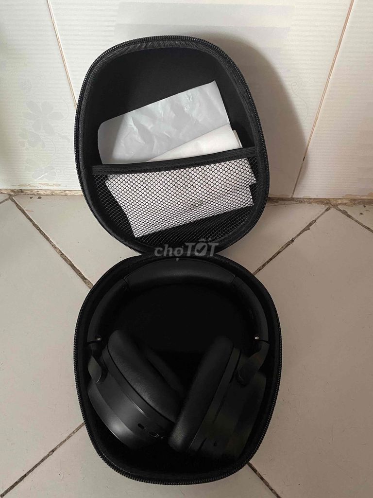 Tai nghe Edifier WH700NB Đen. Mua bán Tivi, Âm thanh tại Quận 4 Tp Hồ Chí Minh được đăng bởi Mai Phan hình 1