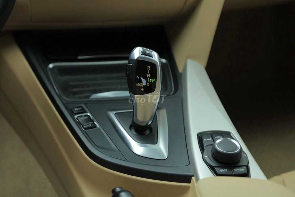 BMW 3 Series 2014 320i - 88000 km. Mua bán Ô tô tại Thành phố Thủ Đức Tp Hồ Chí Minh được đăng bởi Trường Nguyễn hình 3