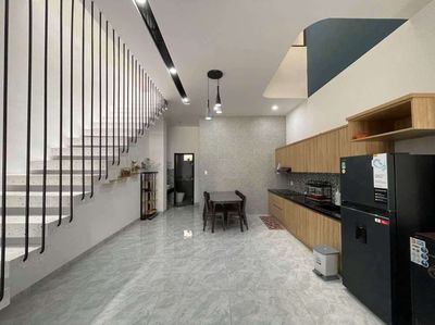 Аренда · 3 комн. · 100 м² · Quận Cẩm Lệ, ул. Đường Diên Hồng
