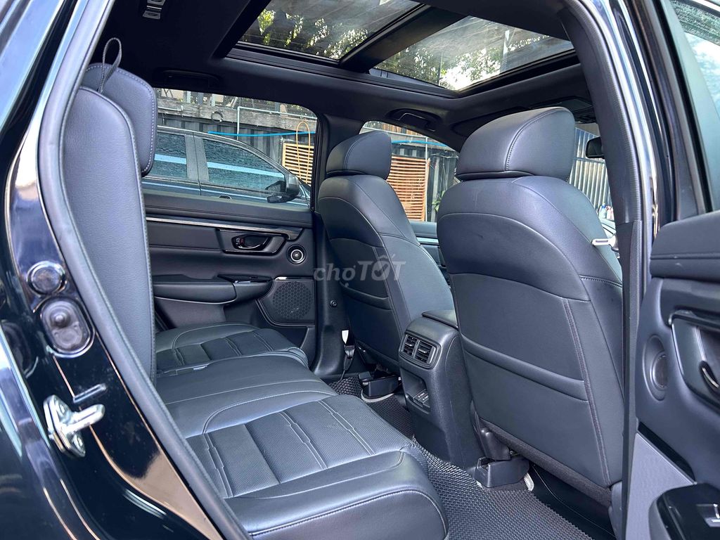 Honda CR V 2022 LSE Black Edition chạy lướt. Mua bán Ô tô tại Quận Tân Phú Tp Hồ Chí Minh được đăng bởi Dũng sale ô tô hình 6