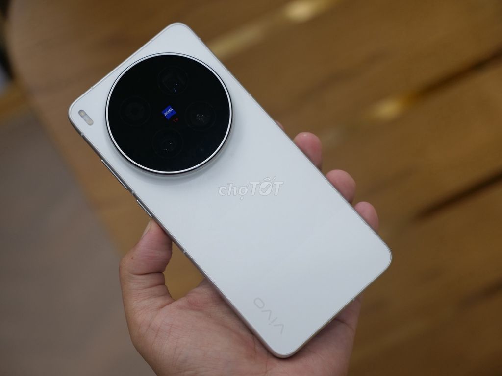 Vivo X300 Ultra 16G/ 512GB Trắng fullbox . Mua bán Điện thoại tại Quận 10 Tp Hồ Chí Minh được đăng bởi Nguyễn Mạnh Hải hình 1