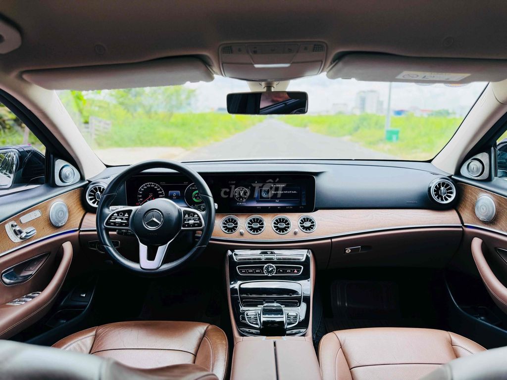 Mercedes Benz E Class 2017 E200 - 80.000km. Mua bán Ô tô tại Quận 7 Tp Hồ Chí Minh được đăng bởi Phạm Tân Tiến  hình 14