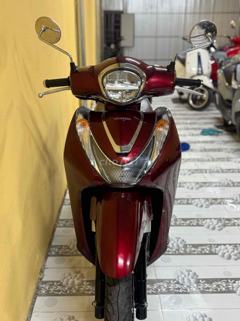 Honda SH Mode 2023 Đỏ đô. Mua bán Xe máy tại Quận Sơn Trà Đà Nẵng được đăng bởi Minh Dũng bán trả góp 136 vân đồn  hình 3