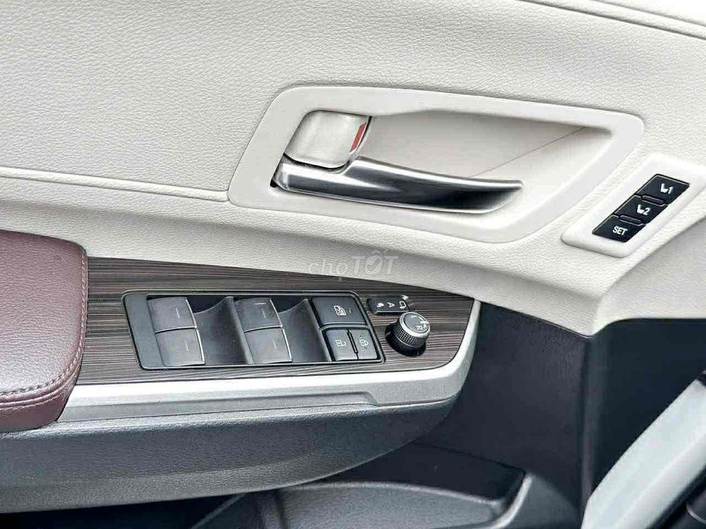 Toyota Sienna Limited 2021 Đen 28.xxx km. Mua bán Ô tô tại Thành phố Thủ Đức Tp Hồ Chí Minh được đăng bởi Lâm Quang Trí hình 8