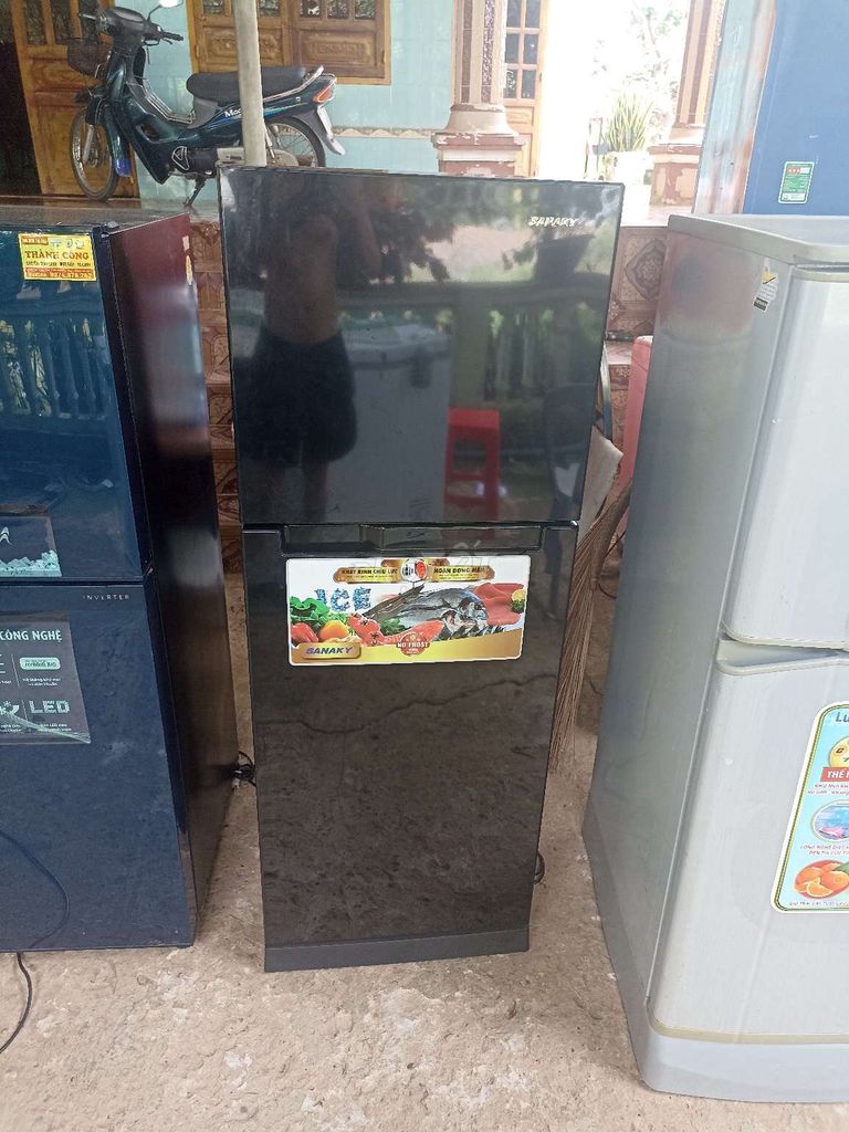 Tủ lạnh Sanaky 210L Đen Mới 99%. Mua bán Tủ lạnh tại Thành phố Đồng Xoài Bình Phước được đăng bởi thành hình 1