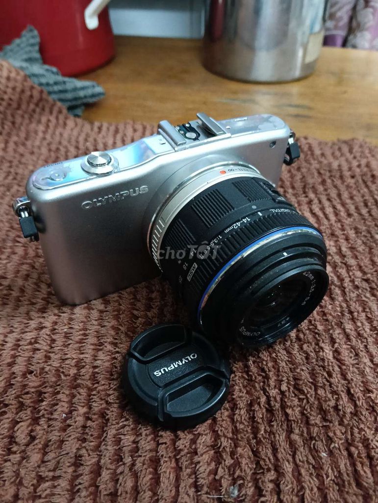 Máy ảnh Olympus E-PM1 Bạc. Mua bán Máy ảnh, Máy quay tại Quận Tân Phú Tp Hồ Chí Minh được đăng bởi Cường hình 1