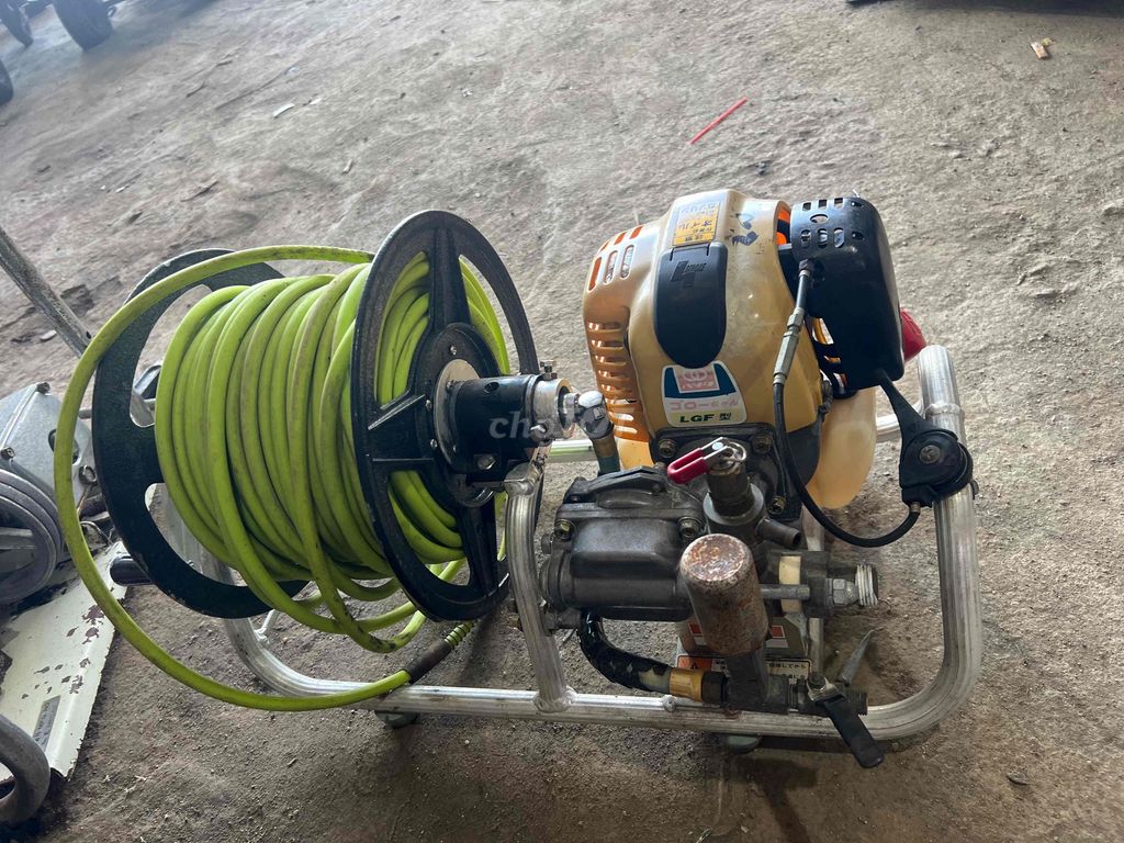 máy xịt thuốc. Mua bán Đồ chuyên dụng, Giống nuôi trồng tại Thành phố Gia Nghĩa Đắk Nông được đăng bởi đặng hiệp hình 1