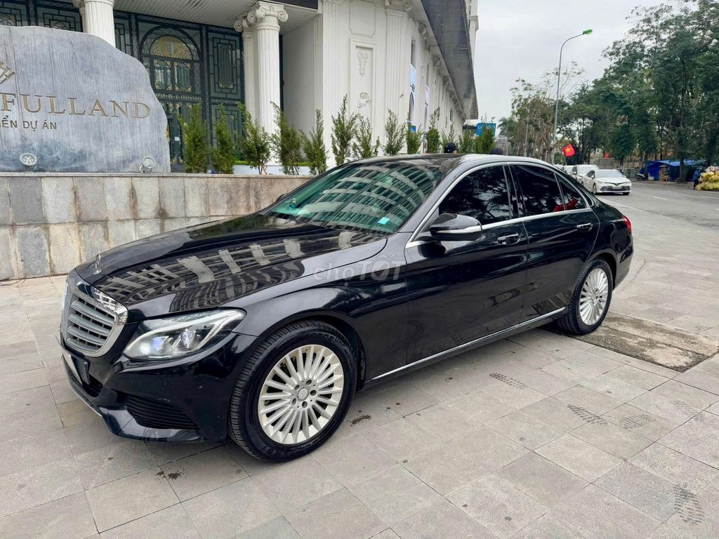 Mercedes Benz C250 Exclusive 2015 - 80000 km