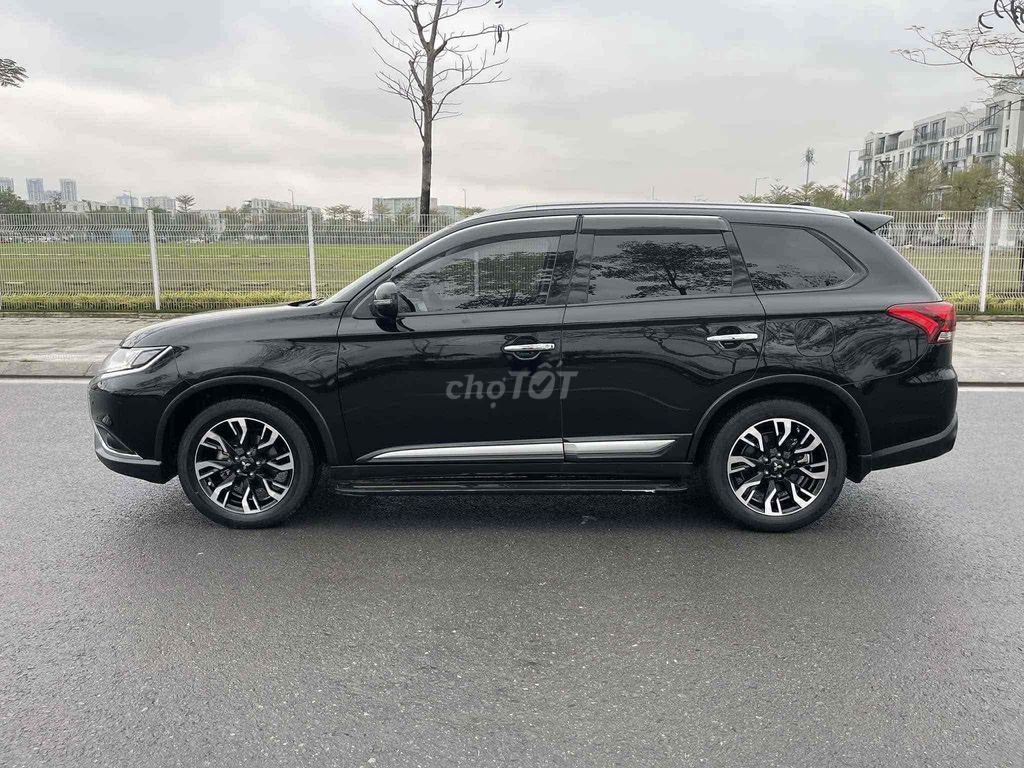Mitsubishi Outlander 2021 2.0 CVT - 65000 km. Mua bán Ô tô tại Quận Hoàng Mai Hà Nội được đăng bởi Vu Hung autu hình 12