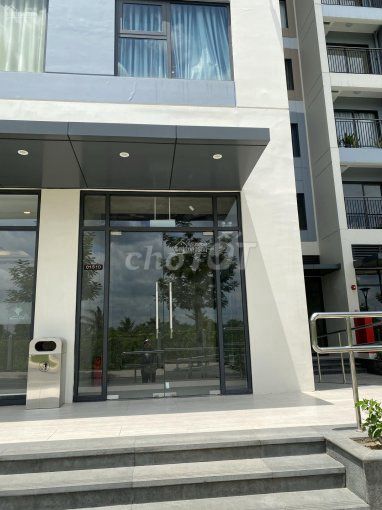 Bán Shophouse khối đế chung cư 26m², cạnh sảnh