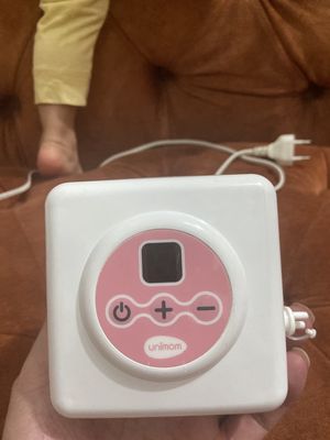Máy hút sữa Unimom. Mua bán Mẹ và bé tại Quận Nam Từ Liêm Hà Nội được đăng bởi ha quóc tưởng