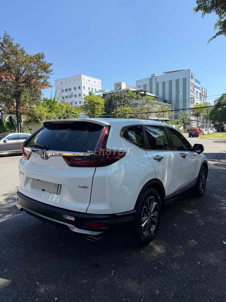 Хонда CRV L 2021 белая 61438 км