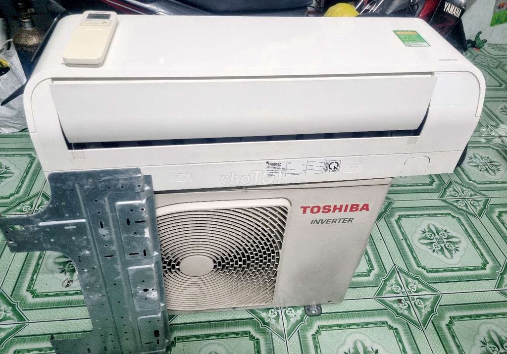 Máy lạnh Toshiba 1hp inverter