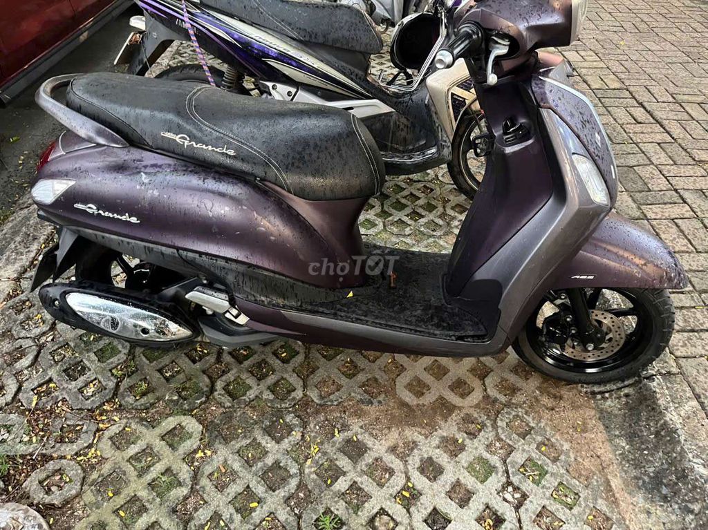 Nhà dư cần bán bớt xe grande còn mới cáo đời cao. Mua bán Xe máy tại Quận Bình Thạnh Tp Hồ Chí Minh được đăng bởi Na Na hình 6
