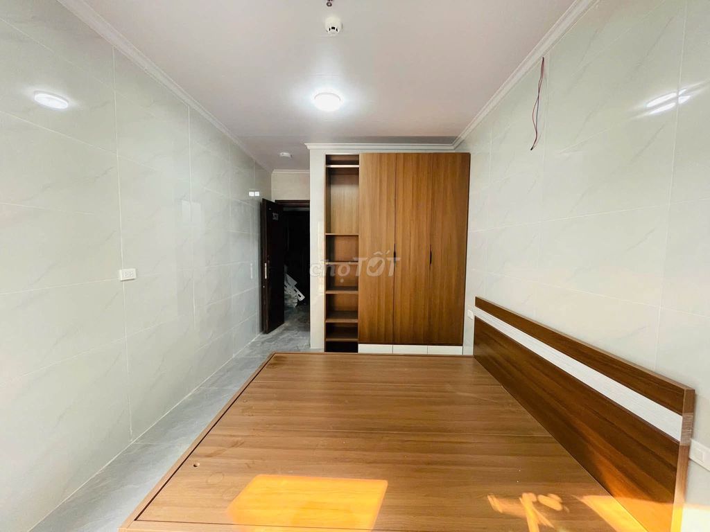 Phòng mới tinh ô tô đỗ cửa Cầu Diễn 4 triệu