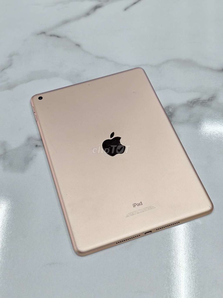 📢Ipad Gen6 - 32GB wifi ,pin zin90%