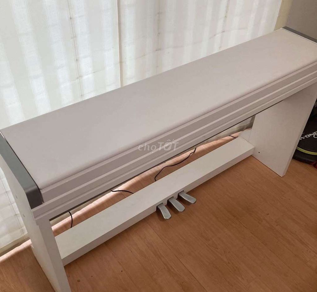 Đàn Digital piano trắng dạng bàn nắp gập. Mua bán Nhạc cụ tại Thành phố Thủ Dầu Một Bình Dương được đăng bởi Thịnh hình 1