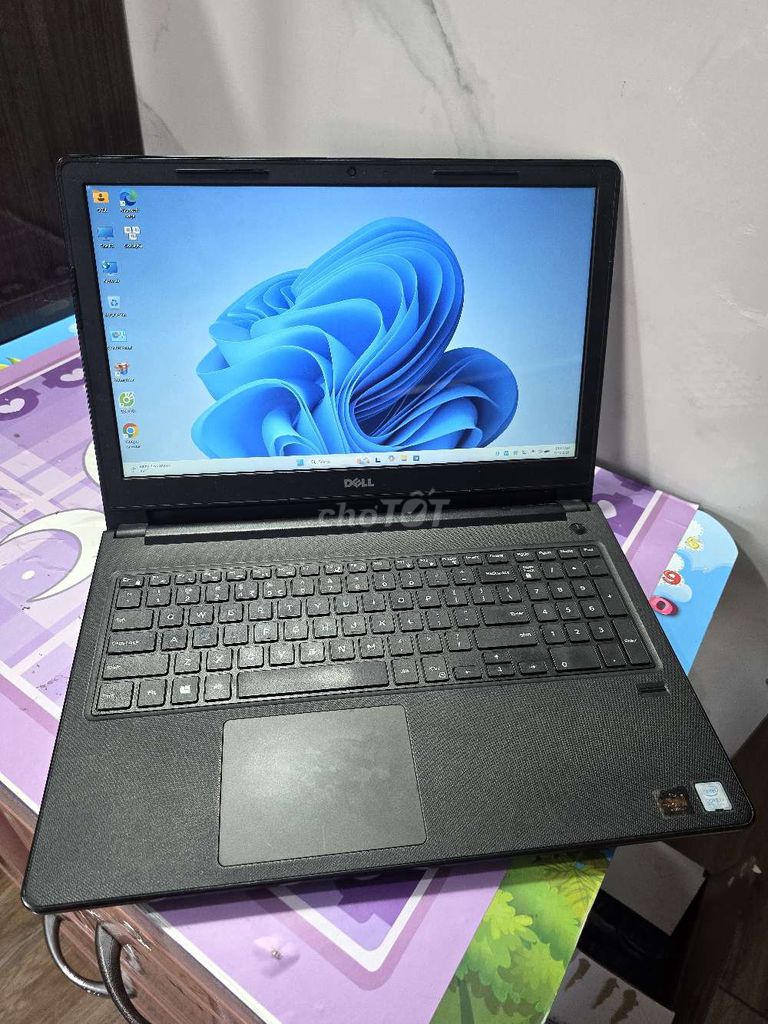Dell VT 15-3568 i7 7500U/8G/256G/2VGA/15.6" FHD . Mua bán Laptop tại Quận 12 Tp Hồ Chí Minh được đăng bởi Cầm Đồ Thanh Lý hình 1