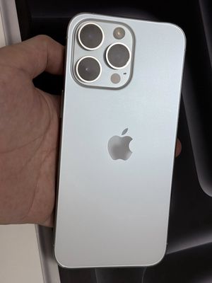 iphone 14 pro max 1TB trắng zin chuẩn 98,5%. Mua bán Điện thoại tại Quận Tân Bình Tp Hồ Chí Minh được đăng bởi Nguyễn Chí Ái