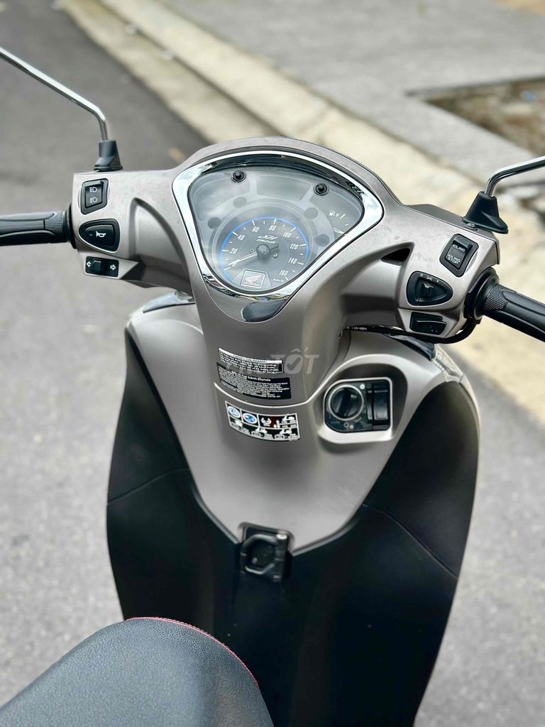 SH Mode 2019 Smartkey ABS đời cuối cùng bỏ mẫu ❤️. Mua bán Xe máy tại Thành phố Vũng Tàu Bà Rịa - Vũng Tàu được đăng bởi Xe Máy Cũ Vũng Tàu 72 hình 4