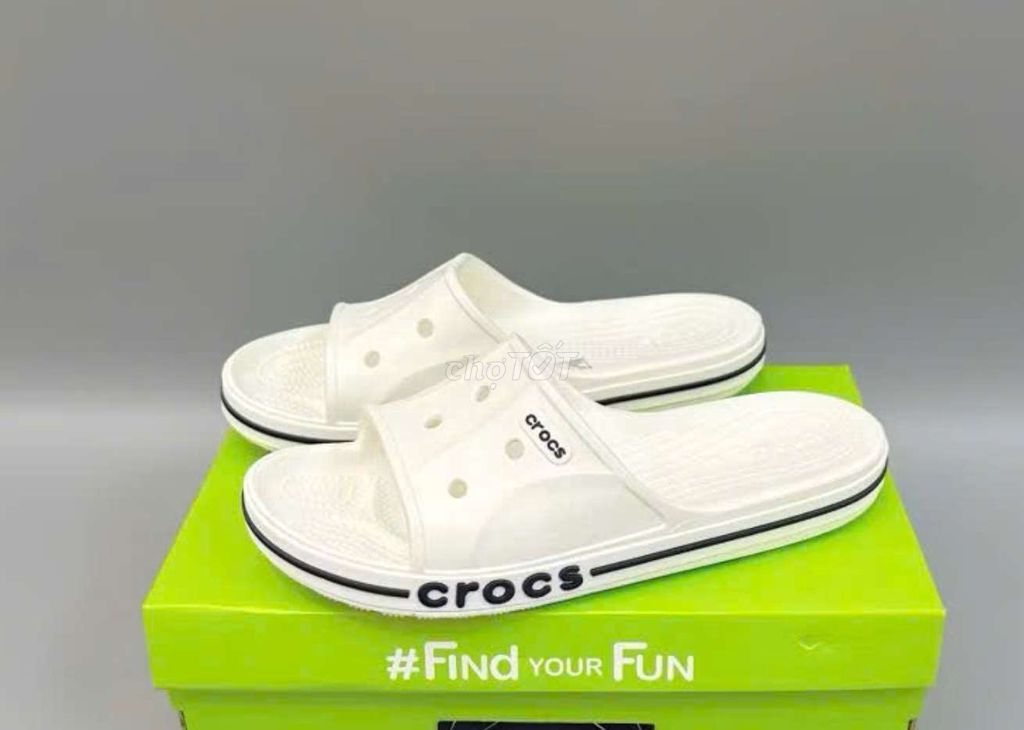 Dép Cross màu trắng. Mua bán Giày dép tại Quận Gò Vấp Tp Hồ Chí Minh được đăng bởi Anh Ba  Hàng hiệu tuyển Chuyên bán Online uy tín hình 1