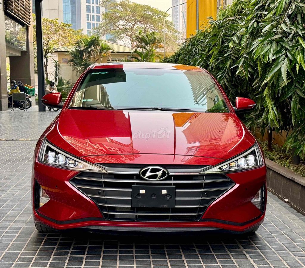 Hyundai Elantra 2019 2.0AT - 63123 km