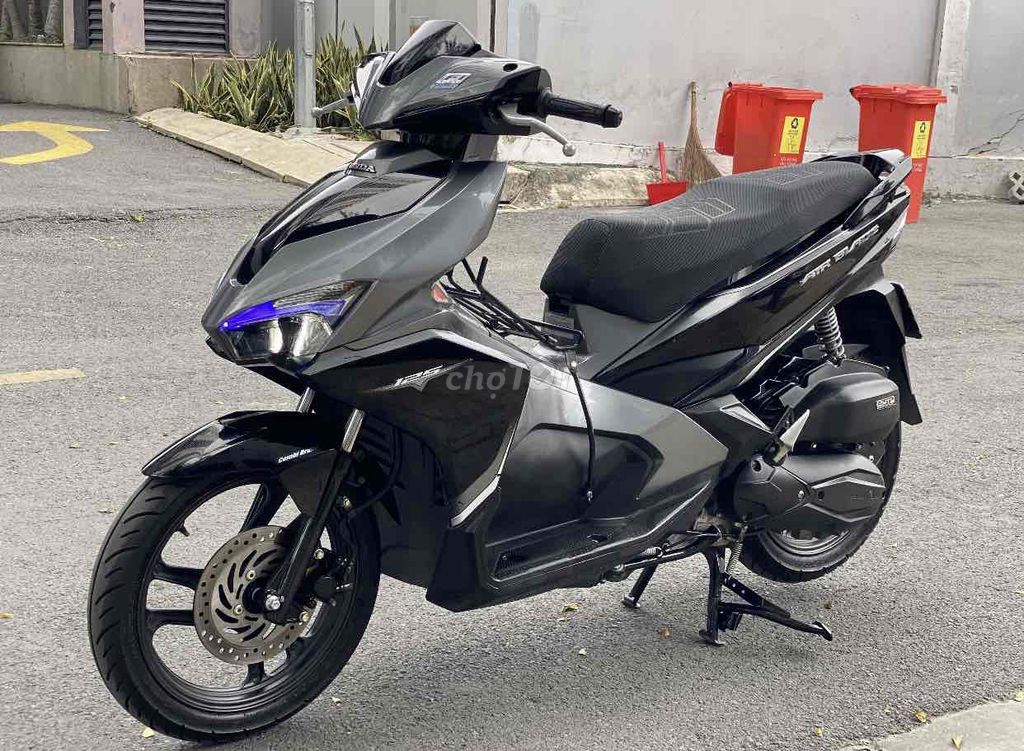 2020 Honda AirBlade 125cc Máy chất , biển Hà Nội. Mua bán Xe máy tại Quận Nam Từ Liêm Hà Nội được đăng bởi Tuong Vu hình 2