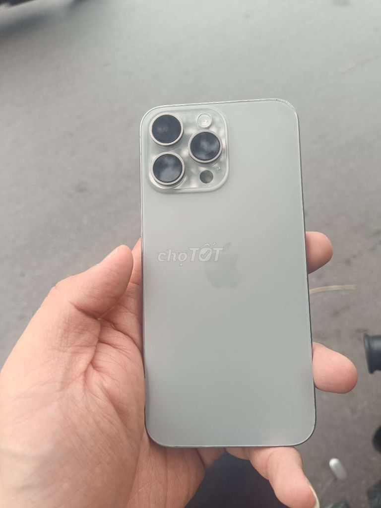 Apple iPhone 15 Pro Max 256GB Xám. Mua bán Điện thoại tại Huyện Thanh Trì Hà Nội được đăng bởi Nguyễn Tiến Đạt hình 1