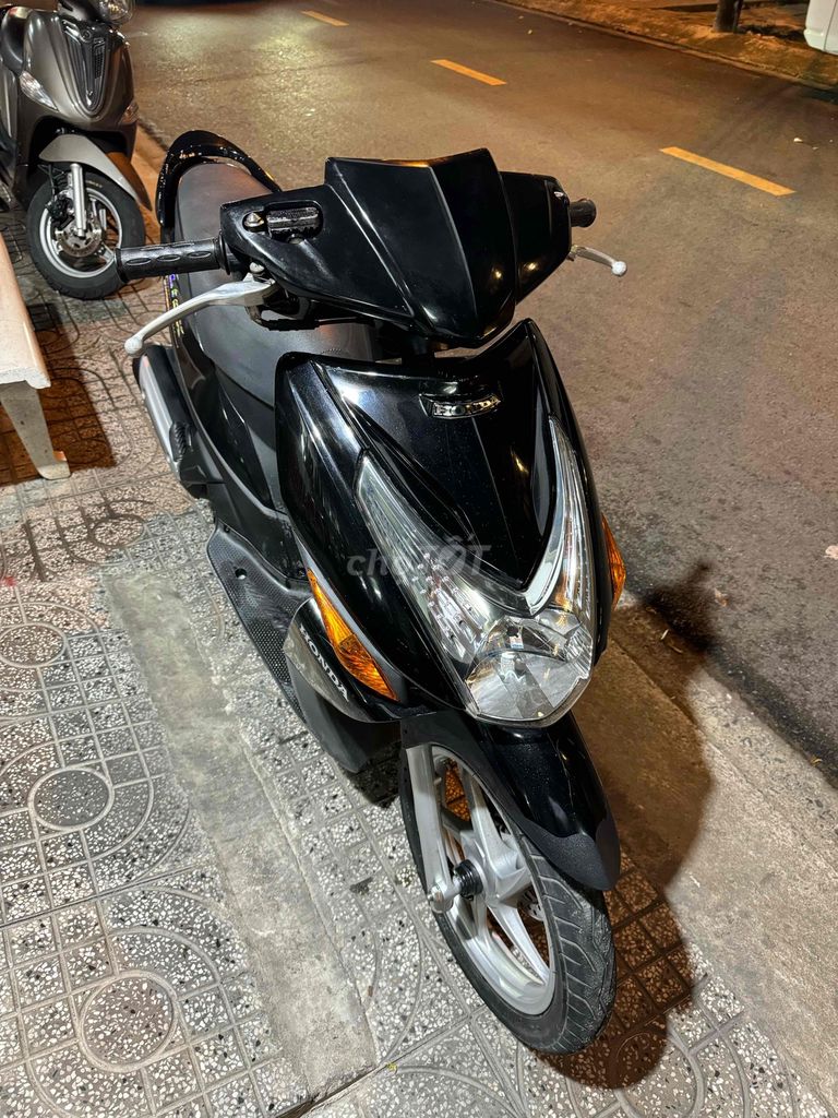 CLICK BIỂN 68 MÁY ÊM ZIN CHẠY NHẸ , Giá Vài Triệu. Mua bán Xe máy tại Thành phố Rạch Giá Kiên Giang được đăng bởi Ngọc Tài hình 1