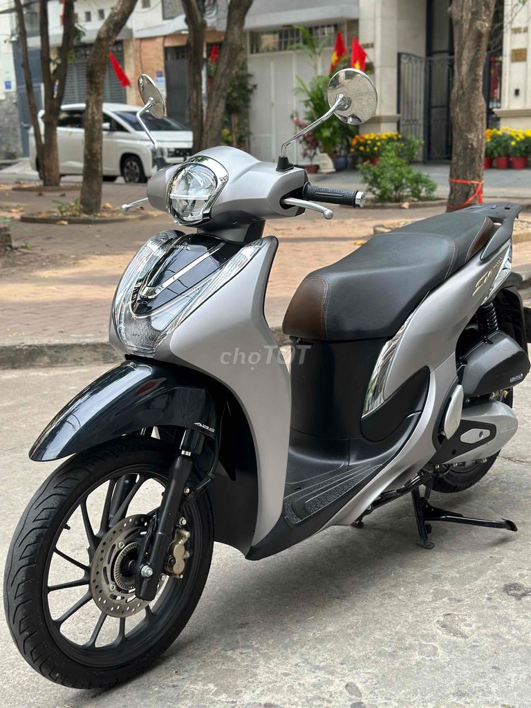 SH mode 1/2022 ABS 8.000km xe siêu đẹp .BSTP 1 chủ