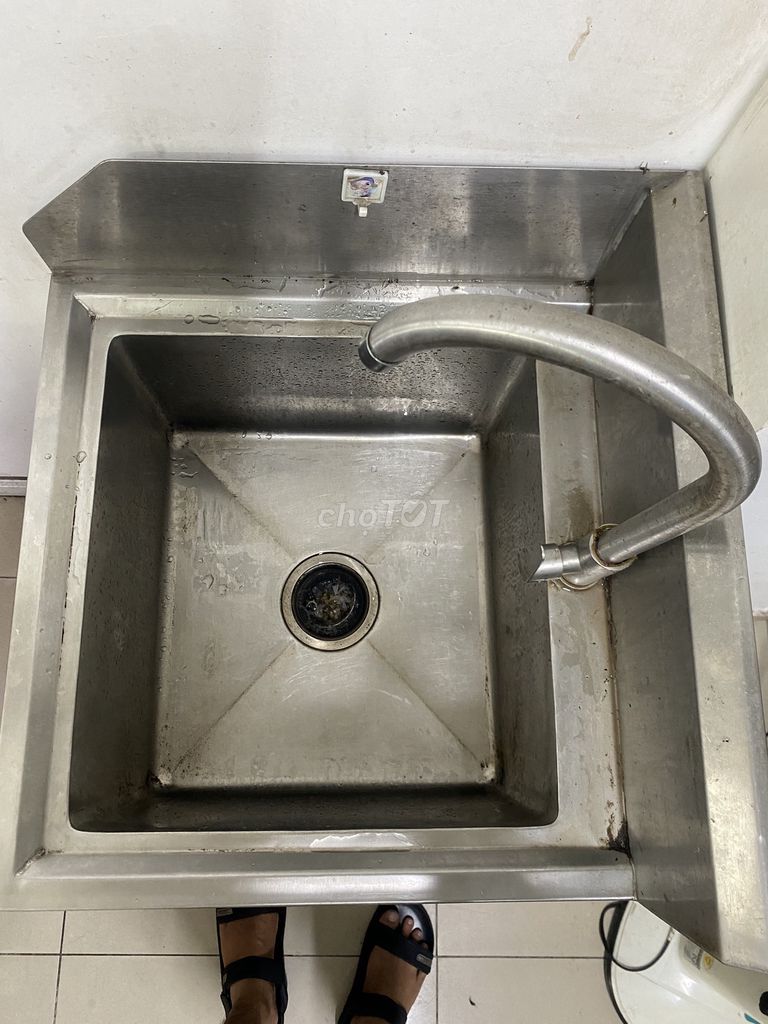 Bồn rửa Inox Bạc 50x50x80 Đã sử dụng. Mua bán Thiết bị vệ sinh, nhà tắm tại Quận Tân Bình Tp Hồ Chí Minh được đăng bởi Huỳnh tấn thông hình 1