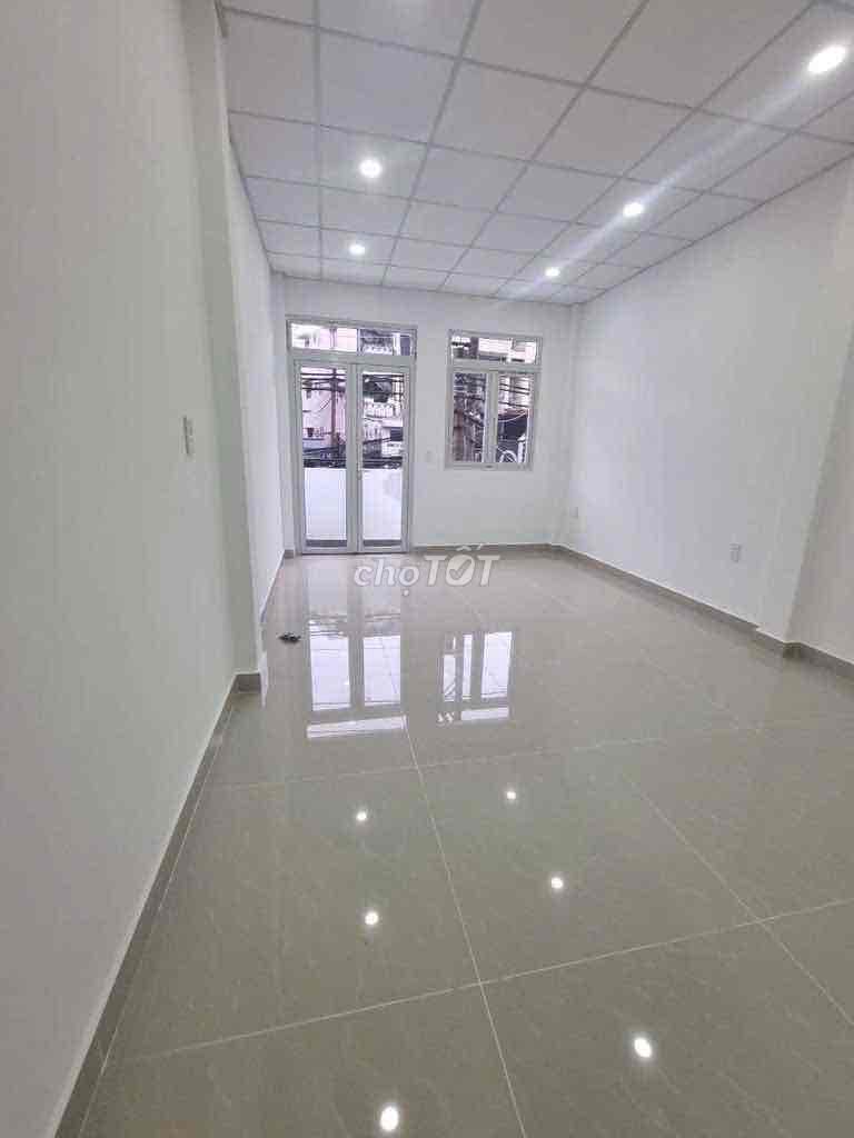 DTSD 200m2 - 2 Phòng Nhà Mới mặt tiền đường Lê Quang Định, Q.BT