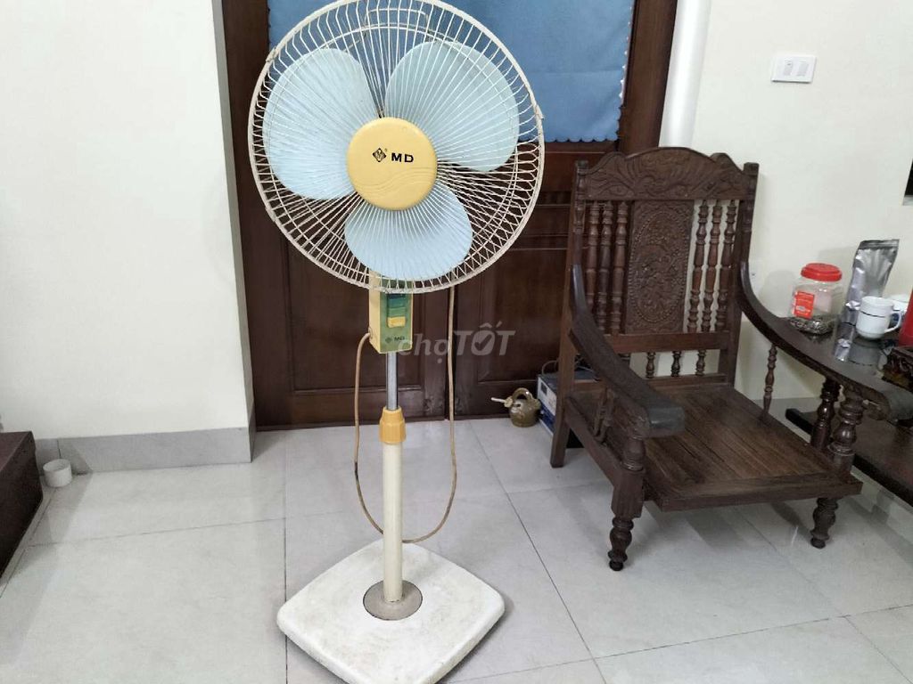 Quạt cây MD Trắng, Xanh nhạt. Mua bán Quạt tại Huyện Quốc Oai Hà Nội được đăng bởi nguyen binh hình 1