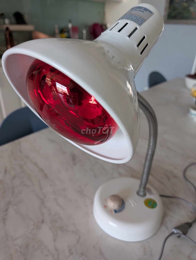 Đèn hồng ngoại Medilamp DHN. Mua bán Đèn tại Quận Đống Đa Hà Nội được đăng bởi Thành hình 1