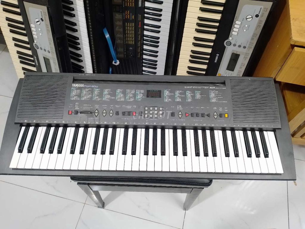 Organ Yamaha psr200