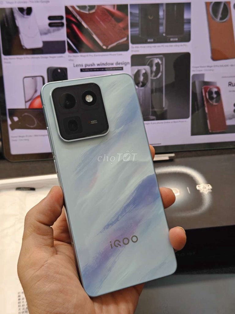 Vivo iQOO 15T 12GB/256GB Xám trắng. Mua bán Điện thoại tại Quận Hà Đông Hà Nội được đăng bởi Tài hình 1