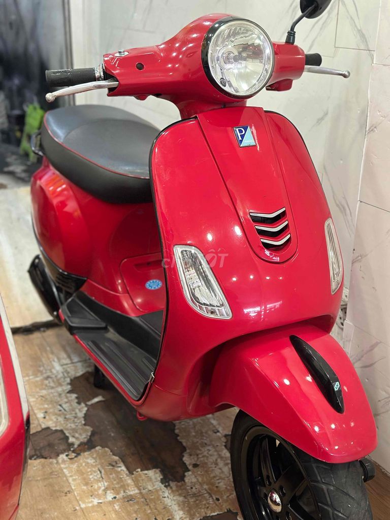Piaggio Vespa LX125 3Vie Đời 2015 . BSTP Chính Chủ. Mua bán Xe máy tại Quận Phú Nhuận Tp Hồ Chí Minh được đăng bởi Ngọc Huy hình 2