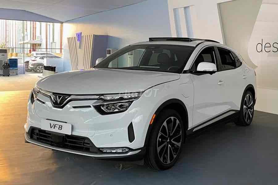 THANH TOÁN GẦN 150 TRIỆU ĐỒNG NHẬN NGAY VF8. Mua bán Ô tô tại Quận 10 Tp Hồ Chí Minh được đăng bởi VINFAST SÀI GÒN  hình 3