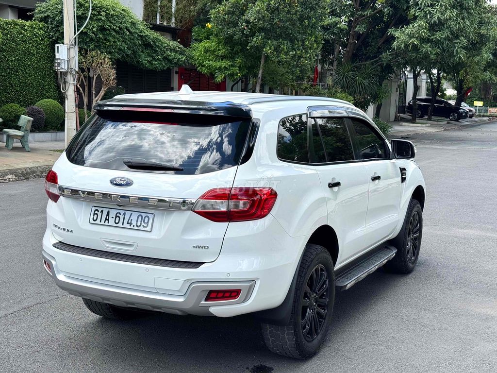 Ford Everest 2019 Titanium 2.0L AT 4x4. Mua bán Ô tô tại Quận 12 Tp Hồ Chí Minh được đăng bởi Hoàng Huy hình 6