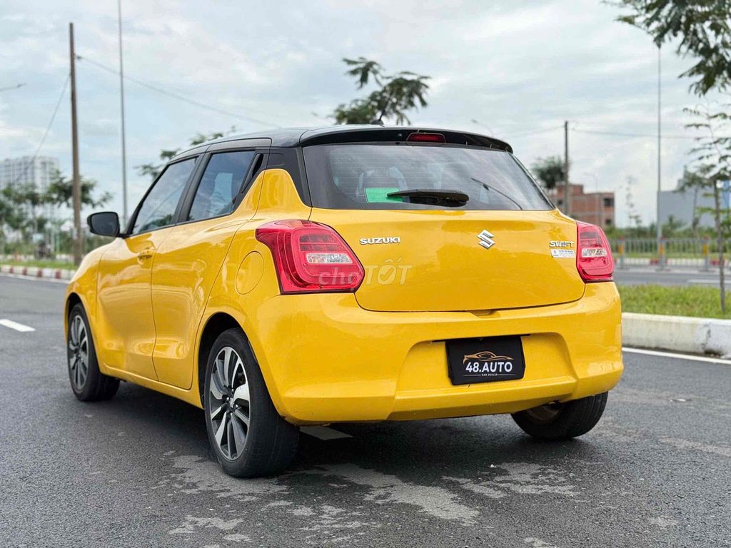 Suzuki Swift 2020 màu vàng, nhập Thái, odo 8 vạn. Mua bán Ô tô tại Huyện Hóc Môn Tp Hồ Chí Minh được đăng bởi Nguyễn Duy Khánh hình 4