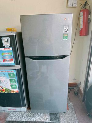 Tủ lạnh LG 180l inverter, chạy tốt, tiết kiệm điện