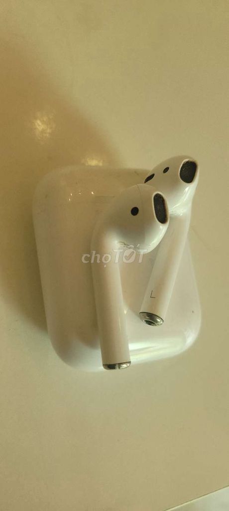 Tai nghe Apple AirPods Trắng Như mới. Mua bán Tivi, Âm thanh tại Quận Bình Tân Tp Hồ Chí Minh được đăng bởi Nguyên Nguyên  hình 1
