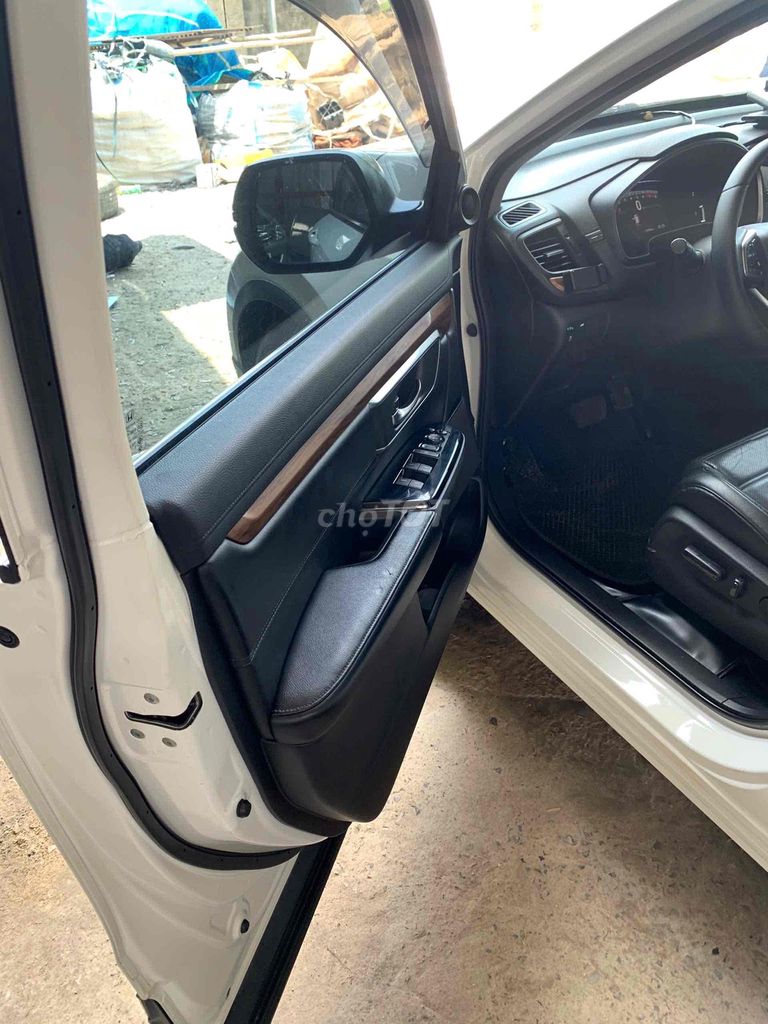 Gia Đình Cần Bán Honda CRV L 2018 Đẹp Long Lanh✌🏼. Mua bán Ô tô tại Quận Bình Thạnh Tp Hồ Chí Minh được đăng bởi Thu Nguyễn hình 7
