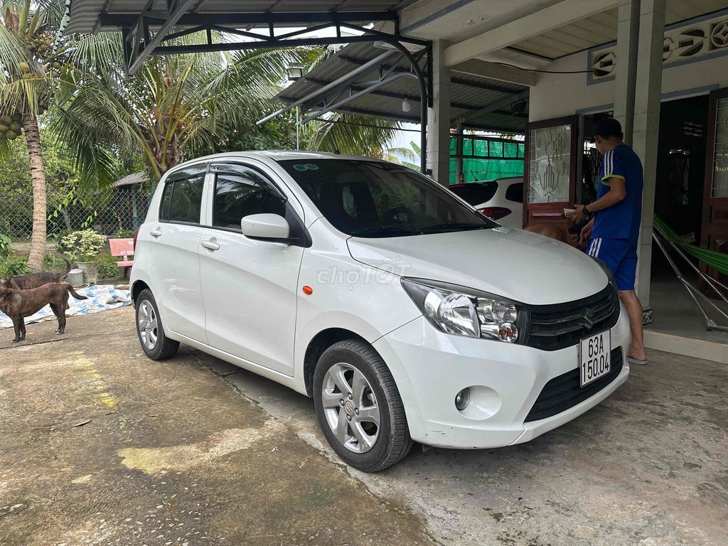 Xe gia đình sơn zin gần như nguyên xe, chạy kĩ. Mua bán Ô tô tại Thành phố Thủ Đức Tp Hồ Chí Minh được đăng bởi Duy Rờm  hình 3