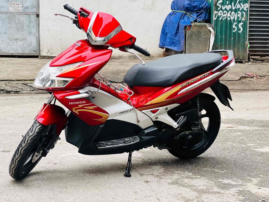 Honda Airblade 2011 110cc Đỏ 14000km. Mua bán Xe máy tại Quận Cầu Giấy Hà Nội được đăng bởi Xe Máy Đoàn Văn Cam Kết Đúng Ảnh Đúng Biển Đúng Giá Trị hình 9